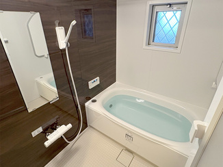 バスルームリフォーム 断熱性と清掃性に優れた最新バスルーム