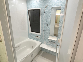 バスルームリフォーム ひろびろ浴槽でゆったり入浴できるバスルーム