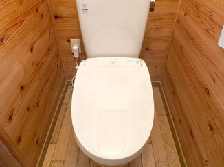 トイレリフォーム 夜でも安心して使える「ほのかライト」機能搭載のトイレ